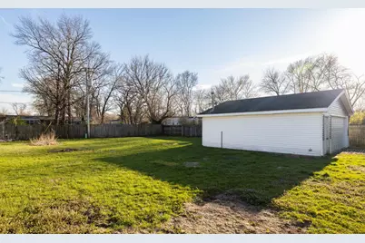 745 E Dayton Court, Godley, IL 60407 - Photo 10