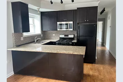 2622 W Diversey Avenue #101, Chicago, IL 60618 - Photo 2