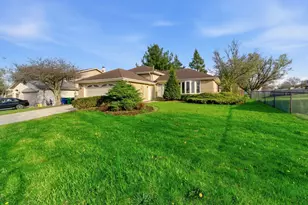 14433 Mallard Dr, Homer Glen, IL 60491 - Photo 2