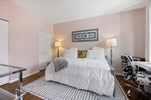 930 N Howe St, Chicago, IL 60610 - Photo 18