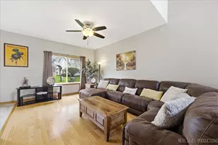 17660 S Alta Dr, Lockport, IL 60441 - Photo 4