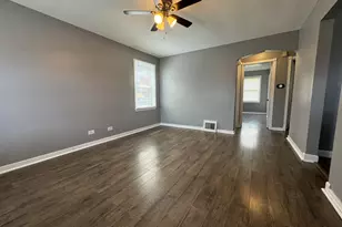 11022 S Avenue D, Chicago, IL 60617 - Photo 4