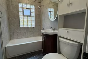 11022 S Avenue D, Chicago, IL 60617 - Photo 10