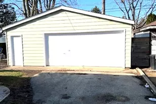 1548 Campbell Ave, Des Plaines, IL 60016 - Photo 4