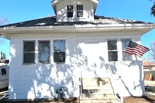 1548 Campbell Ave, Des Plaines, IL 60016 - Photo 2