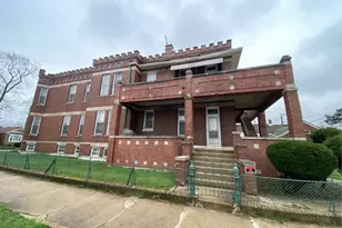 13402 S Buffalo Ave, Chicago, IL 60633 - Photo 2