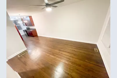 1957 W Waveland Avenue #1, Chicago, IL 60618 - Photo 4