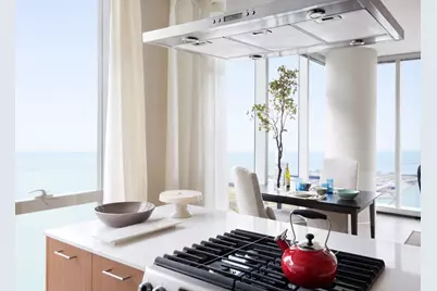 500 N Lake Shore Drive #4011, Chicago, IL 60611 - Photo 8