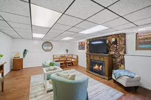 492 Weidner Rd, Buffalo Grove, IL 60089 - Photo 14