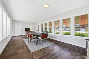 846 W Downer Pl, Aurora, IL 60506 - Photo 52