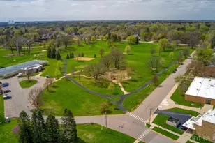 846 W Downer Pl, Aurora, IL 60506 - Photo 28