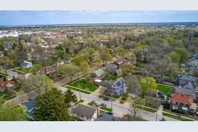 846 W Downer Place, Aurora, IL 60506 - Photo 26