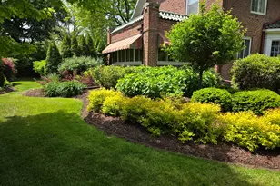 846 W Downer Pl, Aurora, IL 60506 - Photo 2