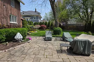 846 W Downer Pl, Aurora, IL 60506 - Photo 12
