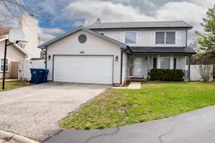 5367 Sequoia Ct, Gurnee, IL 60031 - Photo 1
