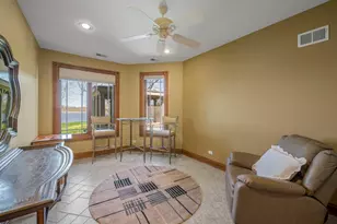 24092 W Old Oak Dr, Mundelein, IL 60060 - Photo 20