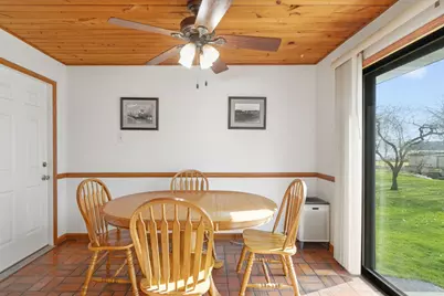 98 Cedar Drive, Crystal Lake, IL 60014 - Photo 14