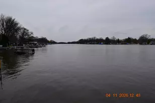 1022 River Terrace Dr, Johnsburg, IL 60051 - Photo 10