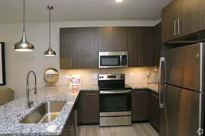 690 E Algonquin Road #3404, Schaumburg, IL 60173 - Photo 4