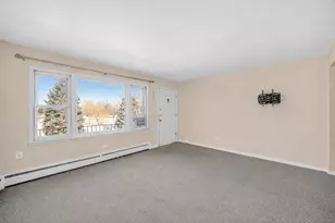 12 King Arthur Ct, Northlake, IL 60164 - Photo 2