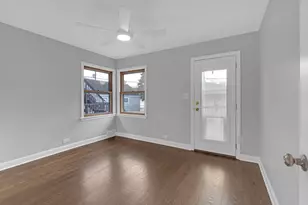 6344 N Kildare Ave, Chicago, IL 60646 - Photo 10