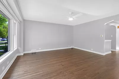 6344 N Kildare Avenue, Chicago, IL 60646 - Photo 2