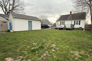 1221 Agnes Ave, Joliet, IL 60435 - Photo 4