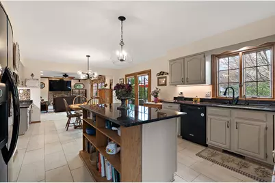 10711 Landings Drive, Orland Park, IL 60467 - Photo 16