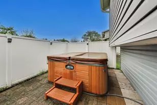 1061 E Sayles Dr, Palatine, IL 60074 - Photo 26