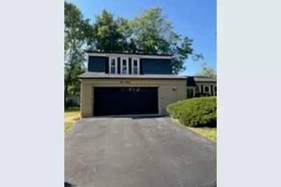 160 Camelot Way, Bolingbrook, IL 60440 - Photo 1