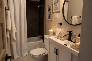 4906 W Gladys Ave, Chicago, IL 60644 - Photo 6