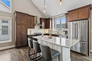 539 Sudbury Cir, Oswego, IL 60543 - Photo 10