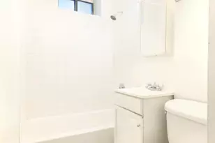 1430 N Dearborn Pkwy, Chicago, IL 60610 - Photo 2