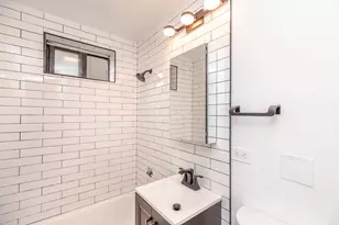 1430 N Dearborn Pkwy, Chicago, IL 60610 - Photo 2