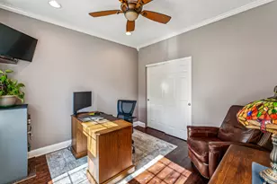 2991 Wagon Rd, Elgin, IL 60124 - Photo 16