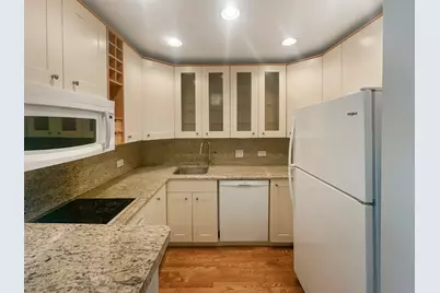 [Address not provided], Chicago, IL 60611 - Photo 2