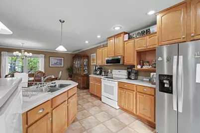 1050 Buckeye Lane, Decatur, IL 62521 - Photo 10