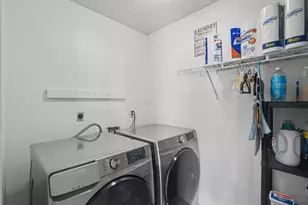 1050 Buckeye Ln, Decatur, IL 62521 - Photo 30