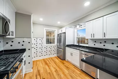 10615 S Emerald Avenue, Chicago, IL 60628 - Photo 8