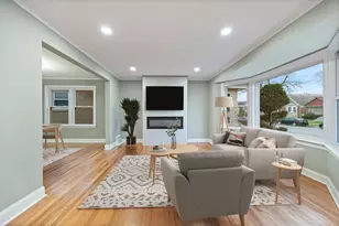 10615 S Emerald Ave, Chicago, IL 60628 - Photo 2
