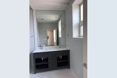 1208 E 64th Street #2E, Chicago, IL 60637 - Photo 10