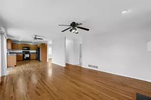 17214 Arrowhead, Oak Forest, IL 60452 - Photo 8
