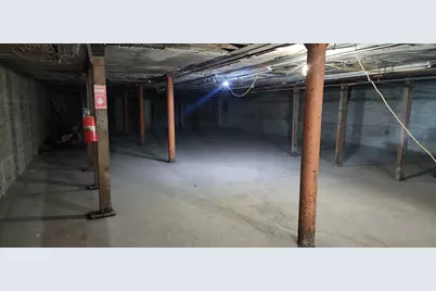 8802 S Commercial Avenue, Chicago, IL 60617 - Photo 18