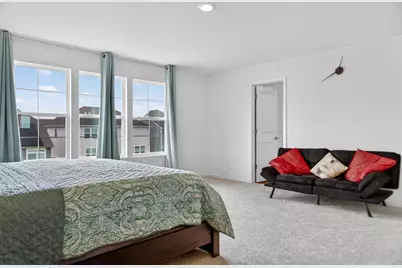 395 S Pointe Avenue, South Elgin, IL 60177 - Photo 16