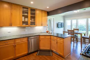 4025 Radcliffe Dr, Northbrook, IL 60062 - Photo 10