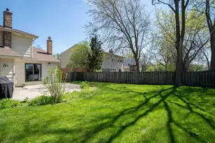 4025 Radcliffe Dr, Northbrook, IL 60062 - Photo 36