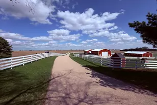 17207 Chase Rd, Dekalb, IL 60115 - Photo 8