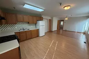 126 Washington St, Ingleside, IL 60041 - Photo 2