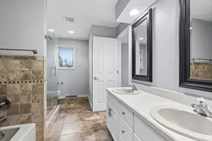 1005 Madiera Dr, Shorewood, IL 60404 - Photo 16