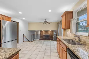 1005 Madiera Dr, Shorewood, IL 60404 - Photo 6